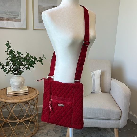 Vera Bradley Tango Red Triple Zipper Hipster Crossbody Bag Cherry Blossom - Picture 1 of 17